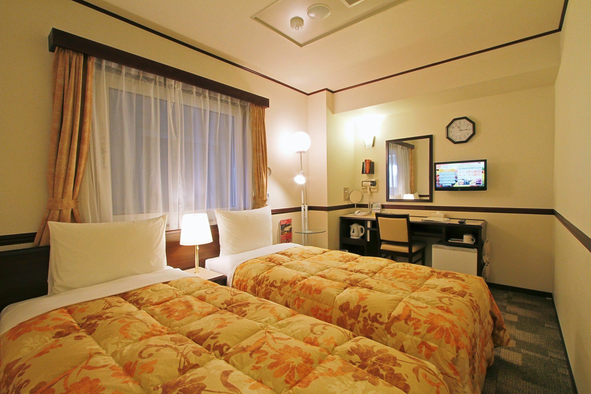 Toyoko Inn Osaka Tsuruhashi Ekimae Zewnętrze zdjęcie