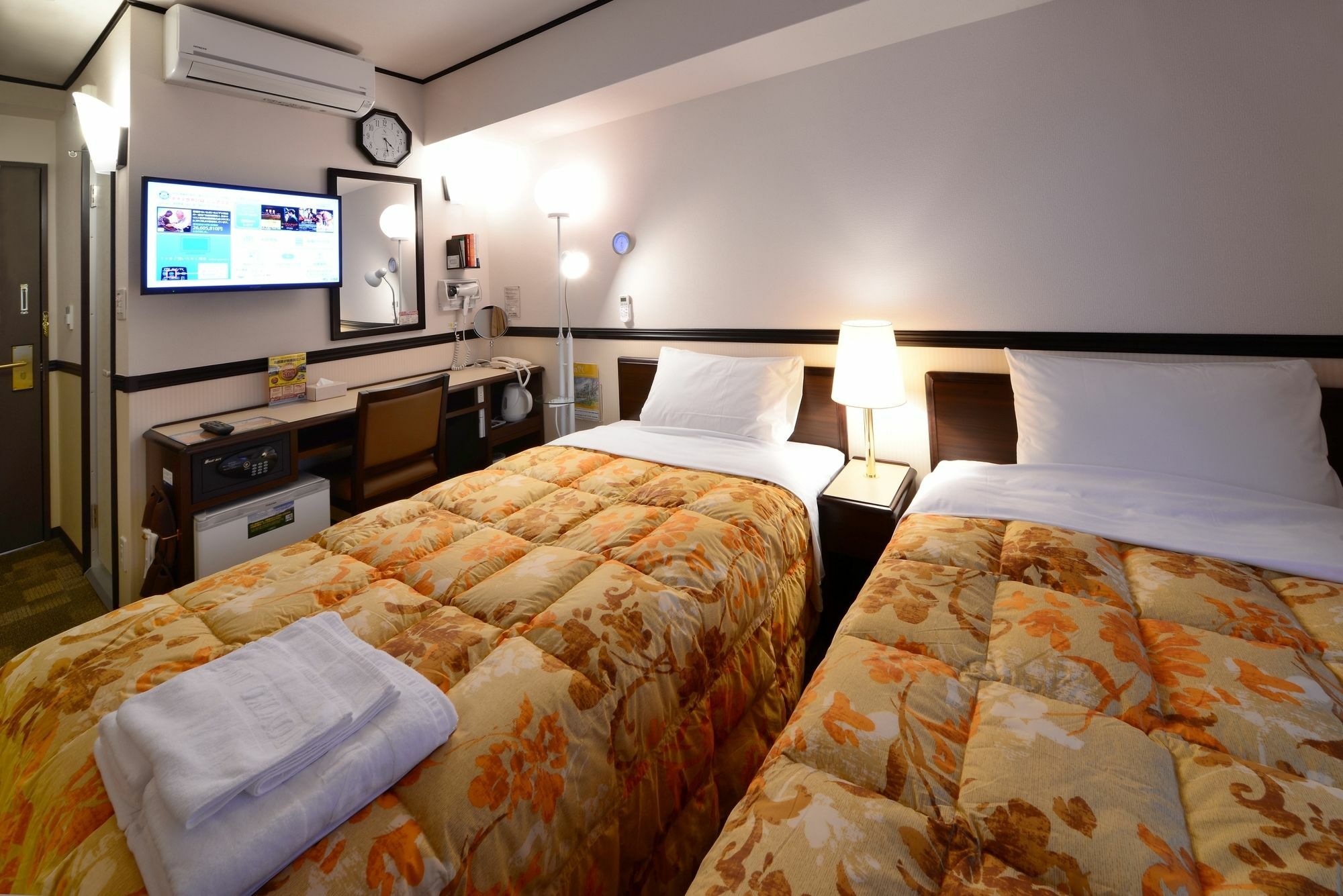 Toyoko Inn Osaka Tsuruhashi Ekimae Zewnętrze zdjęcie