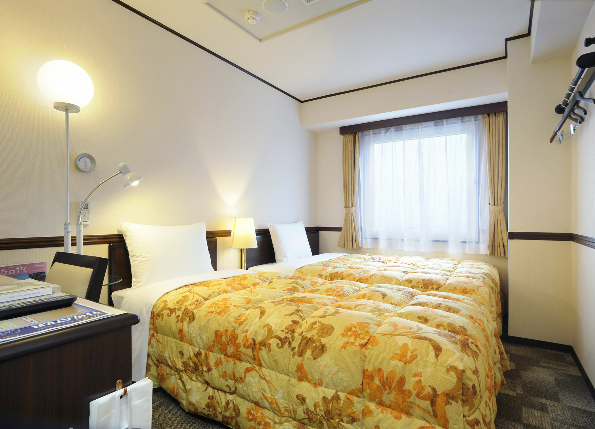 Toyoko Inn Osaka Tsuruhashi Ekimae Zewnętrze zdjęcie